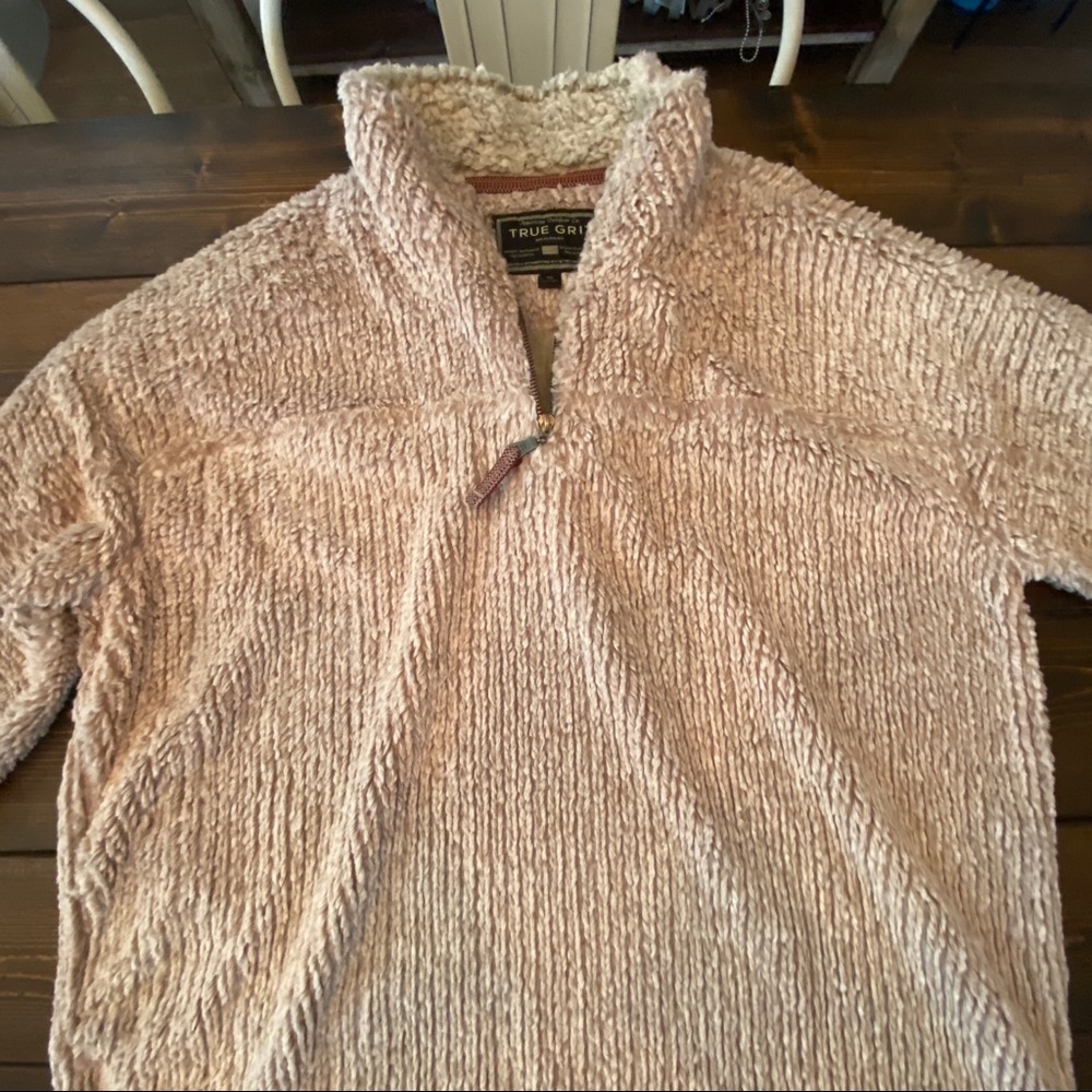 True grit pullover